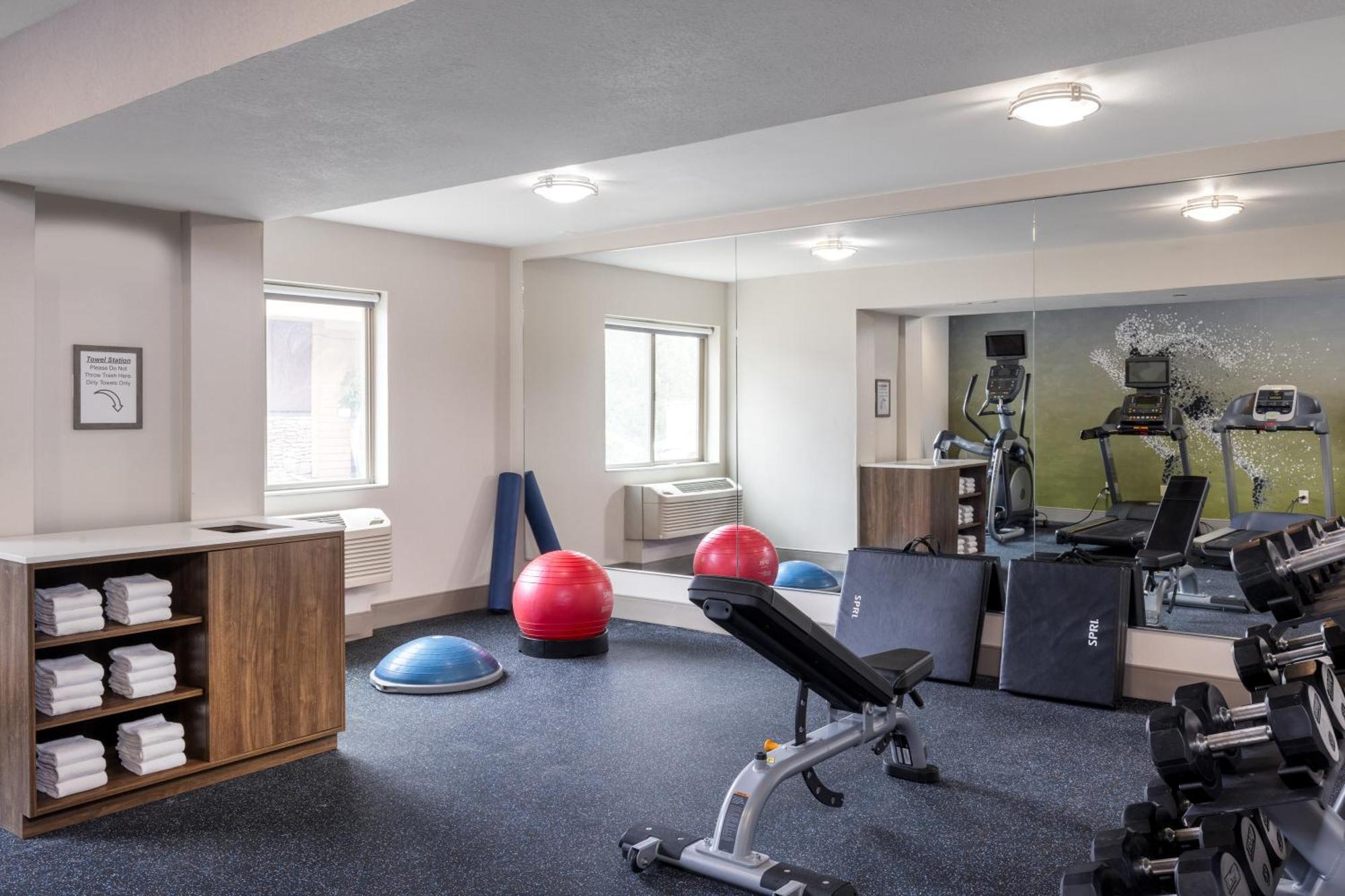 Holiday Inn Express Portland South - Lake Oswego By Ihg Экстерьер фото