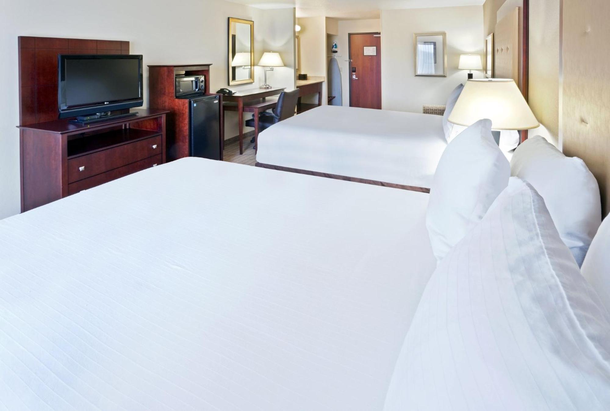 Holiday Inn Express Portland South - Lake Oswego By Ihg Экстерьер фото