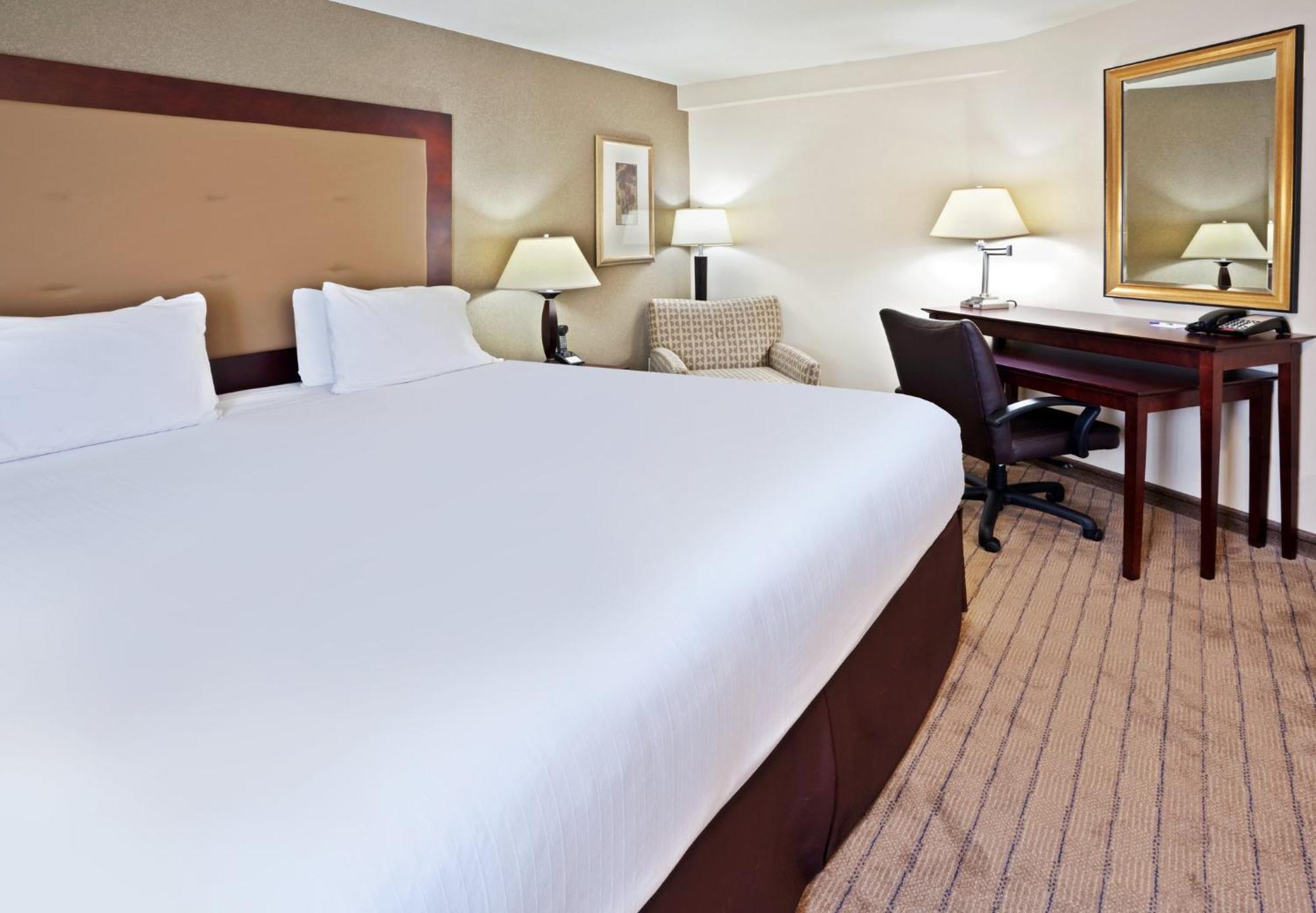Holiday Inn Express Portland South - Lake Oswego By Ihg Экстерьер фото