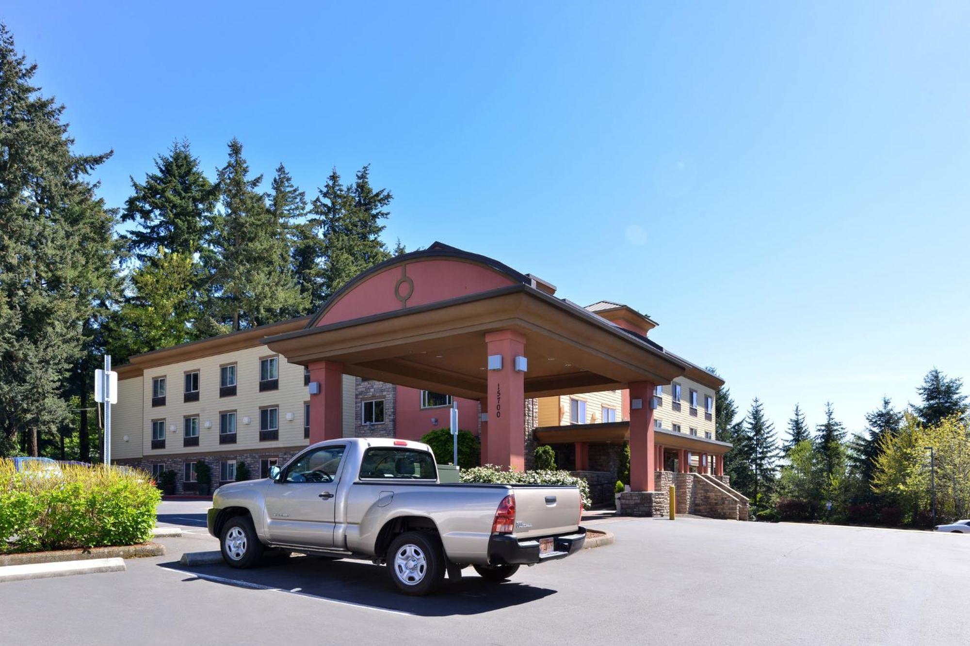 Holiday Inn Express Portland South - Lake Oswego By Ihg Экстерьер фото