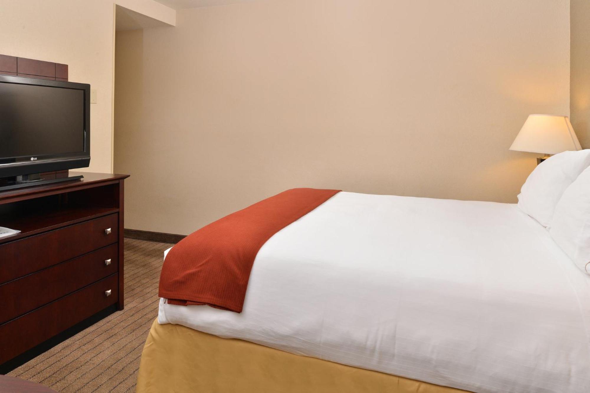 Holiday Inn Express Portland South - Lake Oswego By Ihg Экстерьер фото
